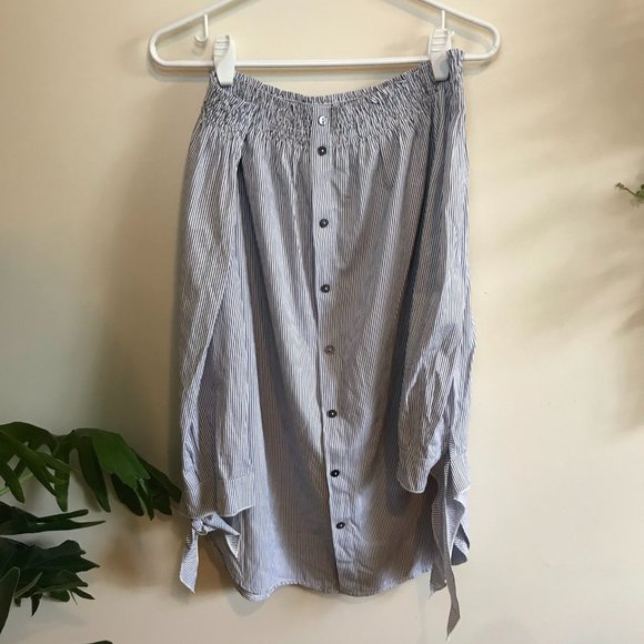 Off the shoulder pin stripe dress - Picture 1 of 6